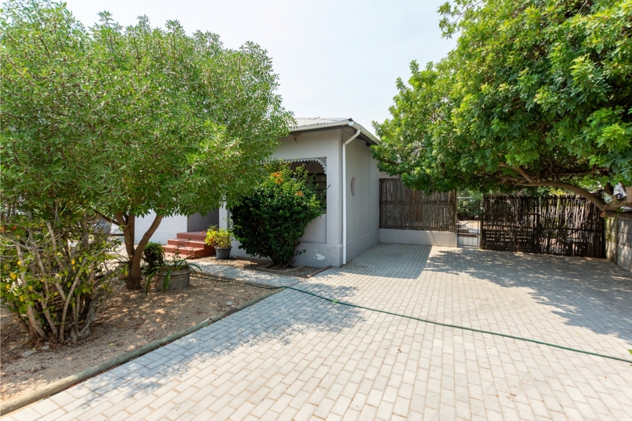 3 Bedroom Property for Sale in Laaiplek Western Cape